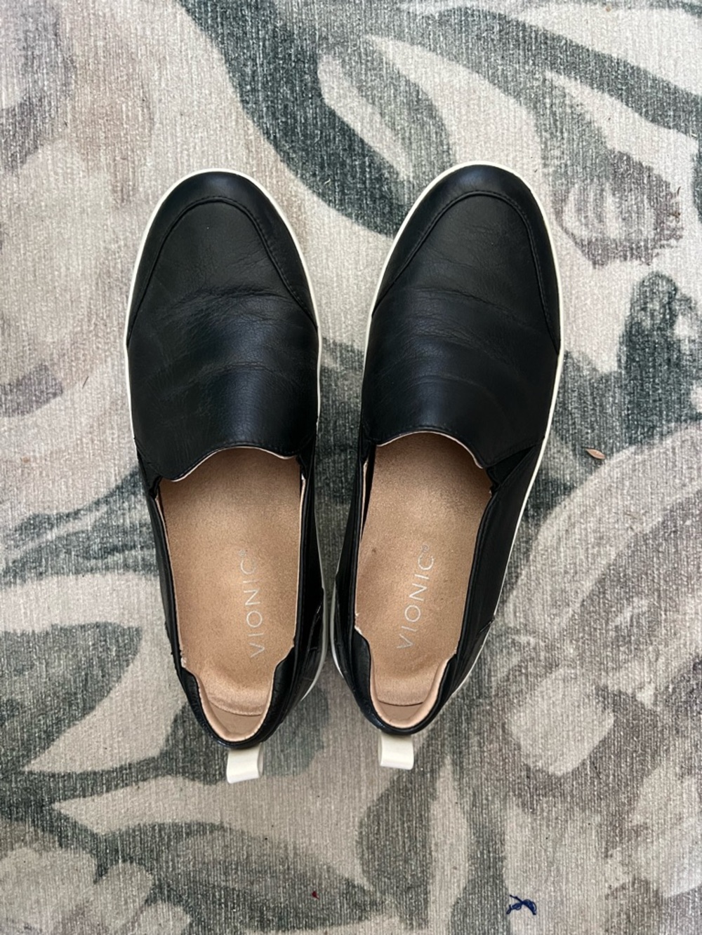 Vionic Penelope Black Slip-On Comfort Shoe with Neutral Lining 6.5, 6 1/2, 37